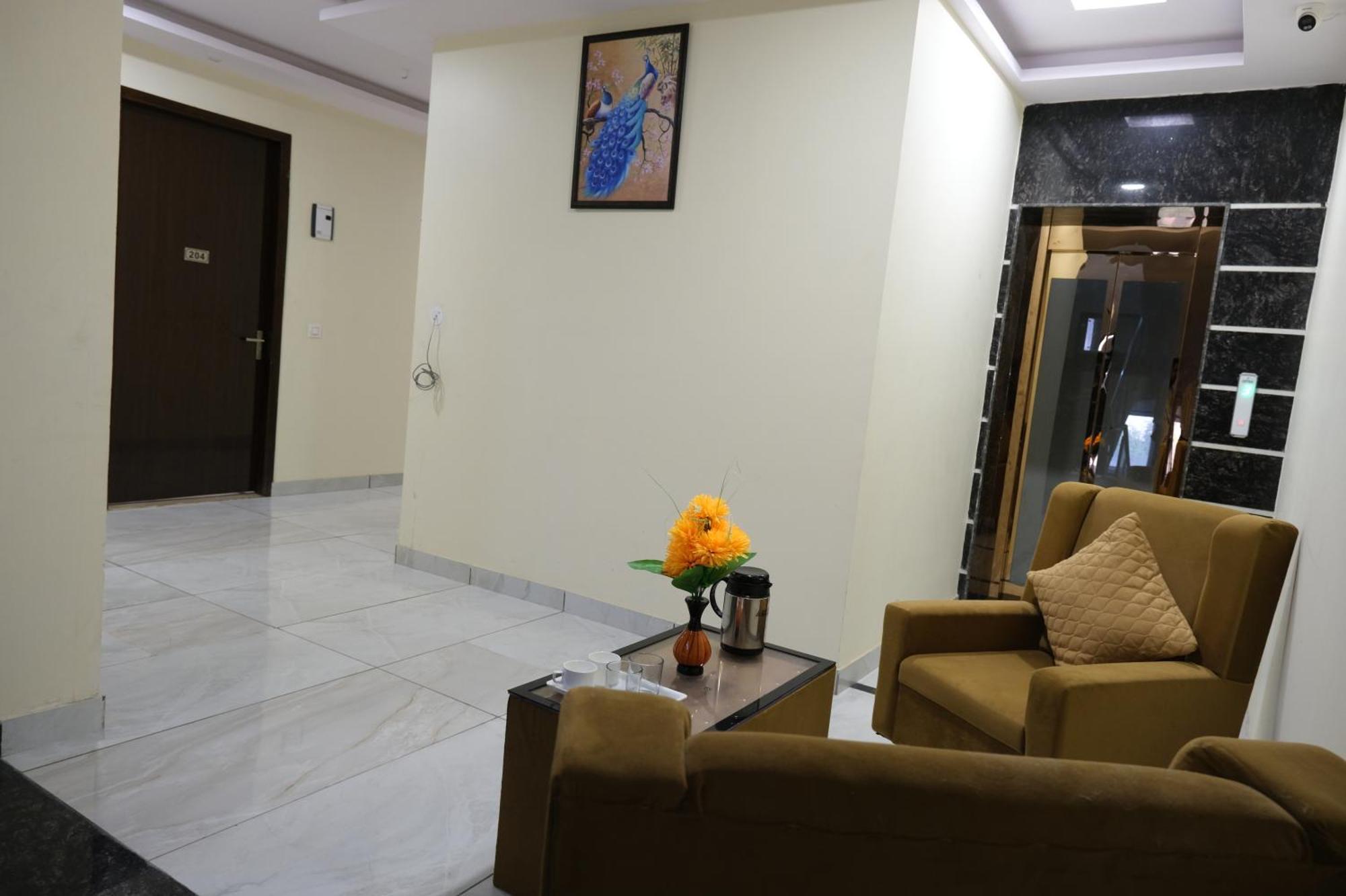 Hotel De Hocks Deluxe - New Delhi Railway Station Esterno foto